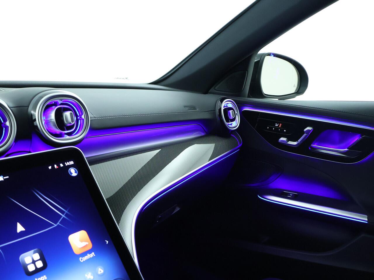 Mercedes-Benz C-KLASSE Estate 180 Star Edition AMG Line | Nightpakket | Trekhaak | Parkeerpakket met achteruitrijcamera | 19 inch AMG velgen | Comfortpakket Plus | EASY PACK achterklep | Antidiefstalpakket GUARD 360° Plus |