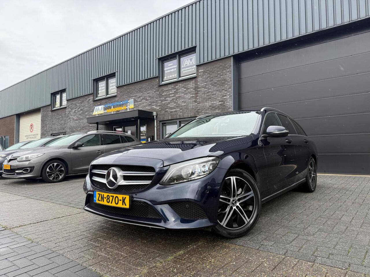 Mercedes-Benz C-KLASSE Estate 180 Business Solution Plus Upgrade Edition | 1E EIGENAAR | 12MND GARANTIE | AUTOMAAT | LED | CARPLAY | AMBILIGHT | NAVI | LMV | CRUISE | NL-AUTO |