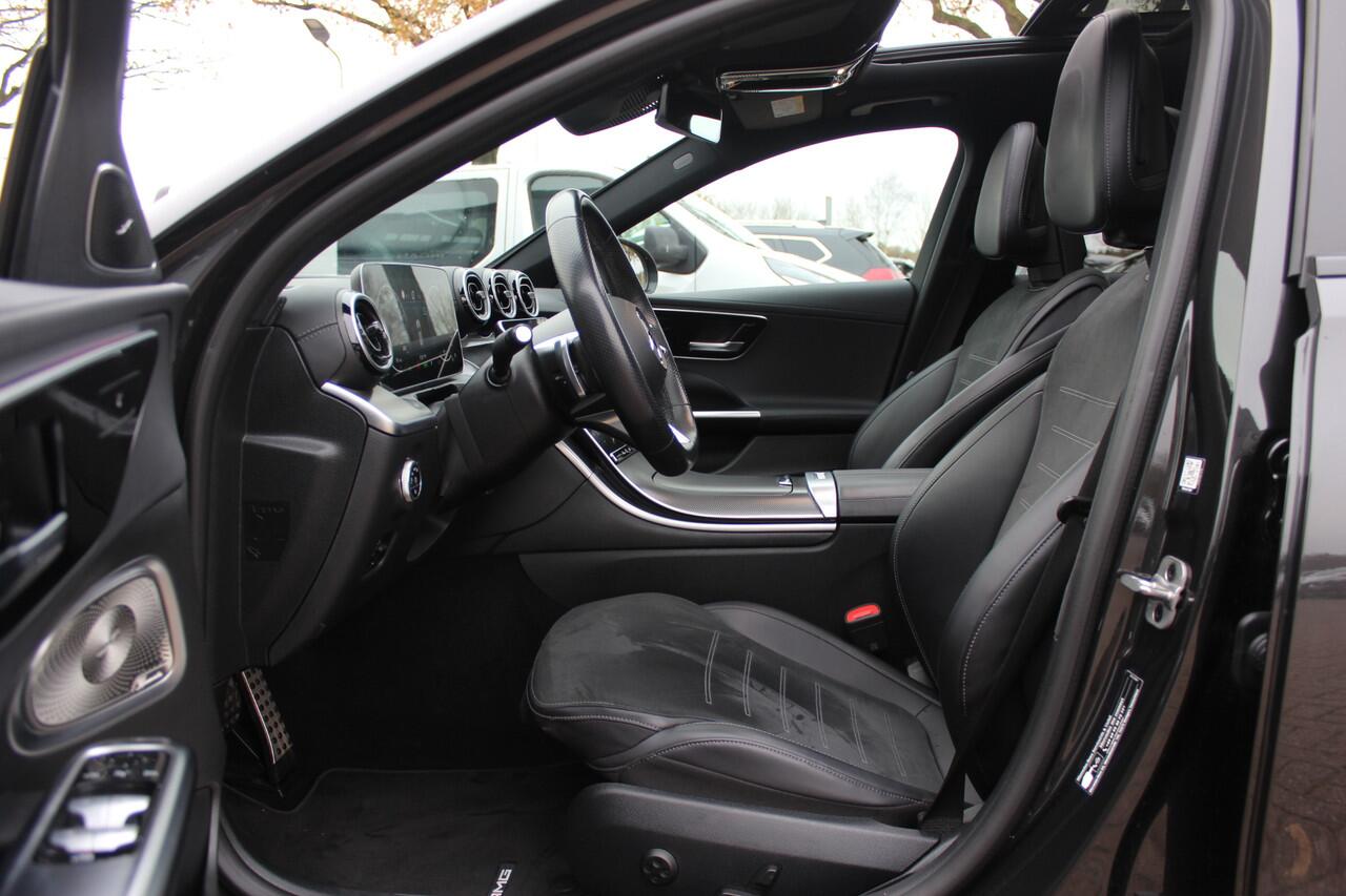 Mercedes-Benz C-KLASSE Estate 300 e 4MATIC AMG Line / Panoramadak / 360Camera / Burmester / Sfeerverlichting / 18'' / CarPlay / Stoelverwarming / DAB / Cruise Control