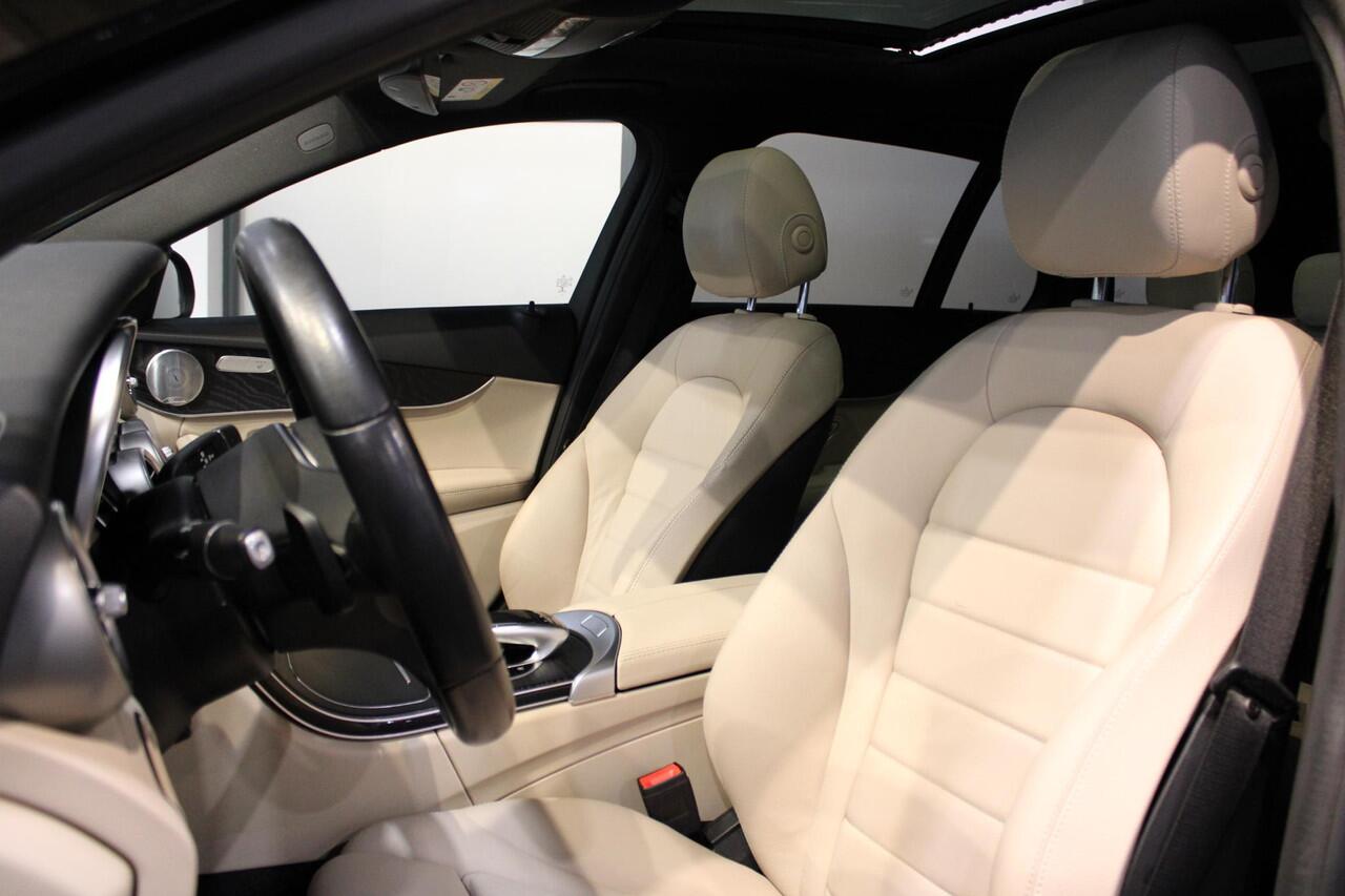 Mercedes-Benz C-KLASSE Estate 180 Premium Plus Pack Panorama dak | Trekhaak | or. NL auto | dealer onderhoud