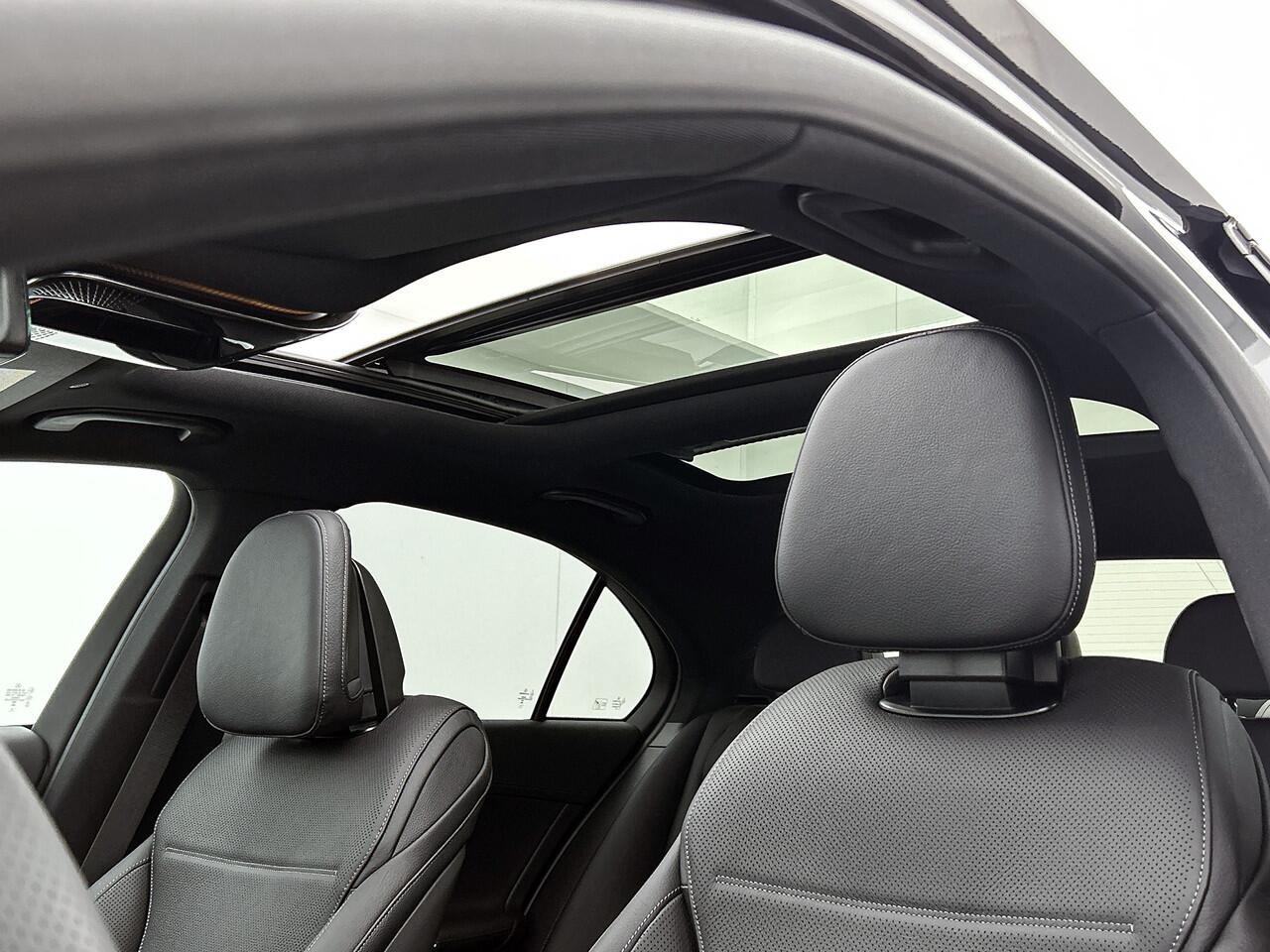 Mercedes-Benz C-KLASSE 300 de Business Solution AMG Trekhaak | Premium Plus pakket | Nightpakket | ENERGIZING-pakket Plus | Rijassistentiepakket Plus | DIGITAL LIGHT | Winter pakket | Stoelventilatie voor | Head-up display | 360°-camera |