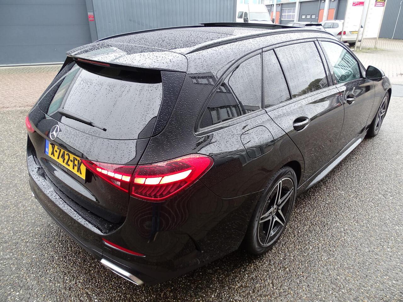 Mercedes-Benz C-KLASSE Estate 200 d AMG Line DODEHOEK DETECTIE | NAVIGATIE| CRUISE CONTROL | CAMERA | SFEERVERLICHTING | PANORAMADAK | ELEKTRISCHE STOELEN | STOELVERWARMING |