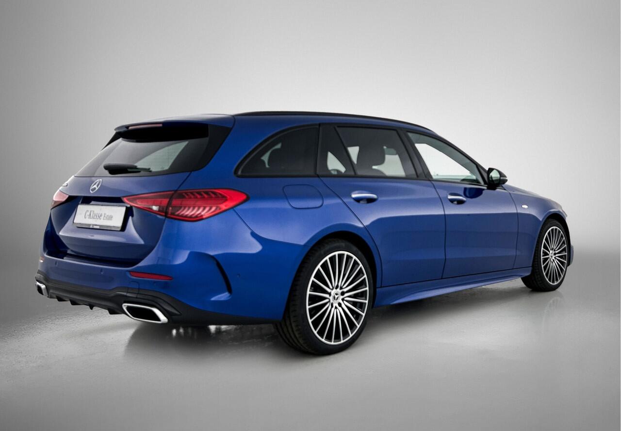 Mercedes-Benz C-KLASSE Estate 300 e Business Solution AMG | Trekhaak | Nightpakket | AMG Line Premium Plus | Parkeerpakket met 360°-camera | Antidiefstalpakket GUARD 360° Plus | KEYLESS GO-comfortpakket | EASY PACK achterklep |