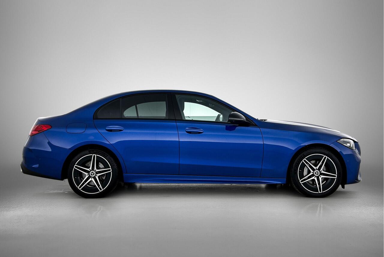 Mercedes-Benz C-KLASSE 300 e AMG Plug-In Hybride Edition AMG-Line | Night Pakket | Alarm Klasse 3 | Burmester® | Stuurverwarming | Stoelventilatie/- verwarming voor. Inclusief 24 maanden MB Certified garantie voor Europa.