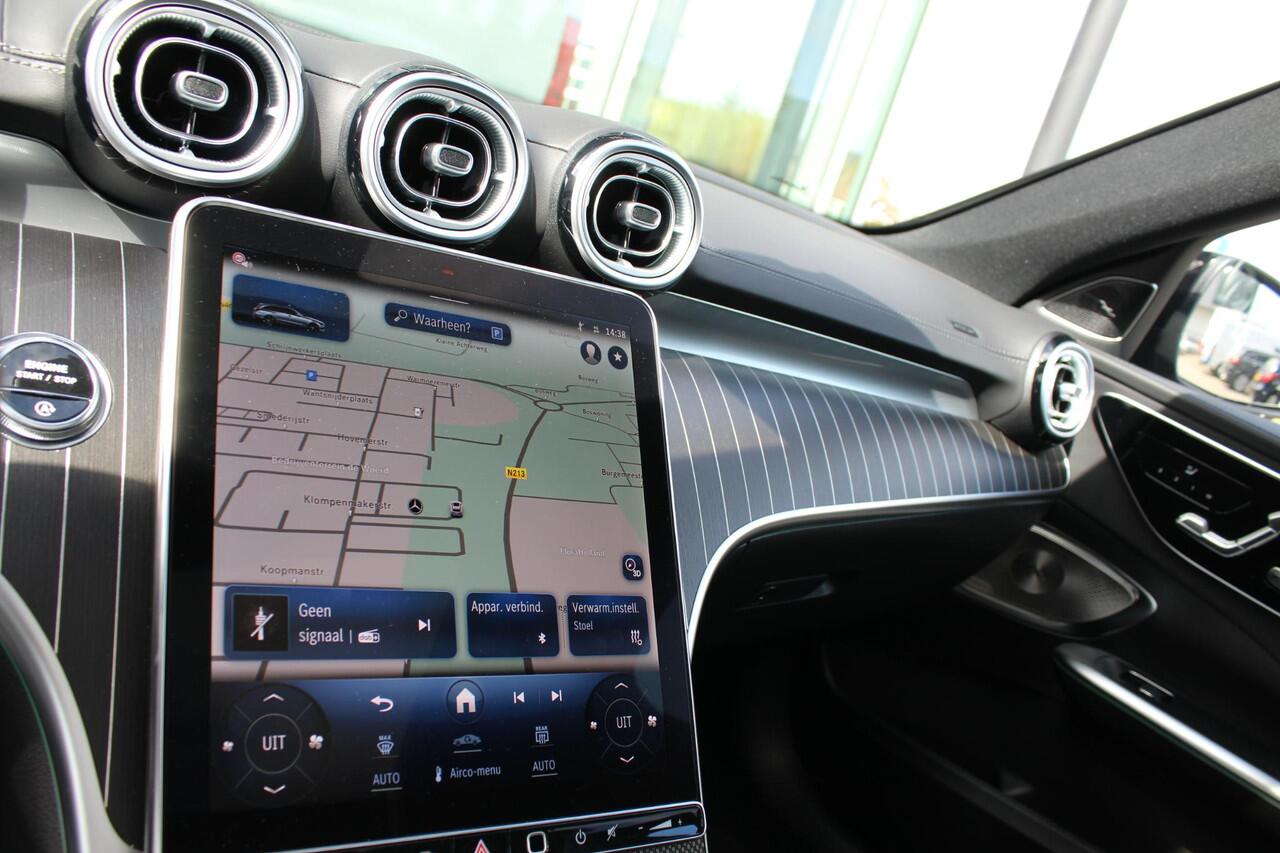 Mercedes-Benz C-KLASSE Estate 180 AMG Line Premium PLUS | Panorama dak | Trekhaak