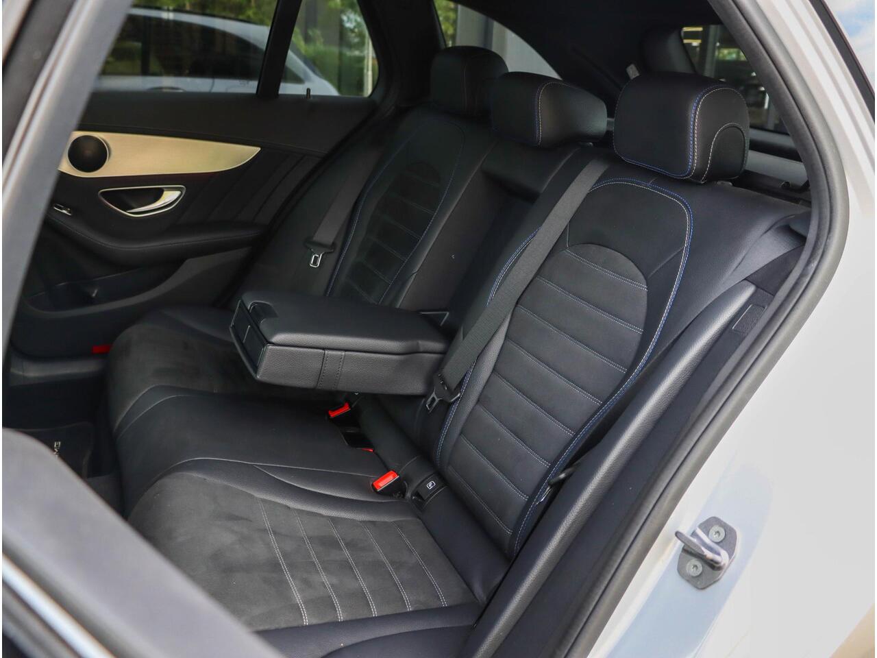 Mercedes-Benz C-KLASSE Estate 200 4MATIC AMG Advantage Pack Sfeerverl. | ACC | Trekhaak