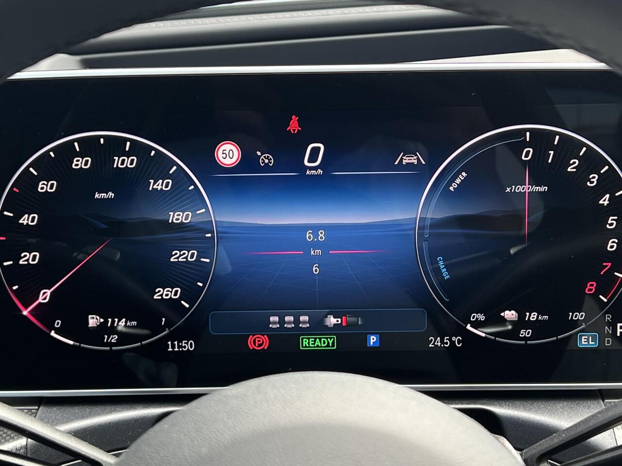Mercedes-Benz C-KLASSE Estate 300 e Business Solution AMG | Premium Plus | Night Pakket | Panoramadak | Burmester 3D Surround | 360° Camera | Head-up Display | Augmented Reality voor Navigatie | DIGITAL LIGHT | Elektrisch Verstelbare Stoelen + Memory | Sfeerverlichting