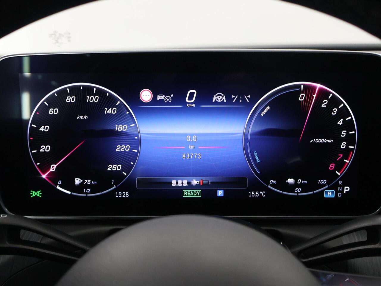 Mercedes-Benz C-KLASSE Estate 300 e AMG Line | Night | 360 camera | Panoramadak | Rijassistentiepakket | Sfeerverlichting | Premium sound system |