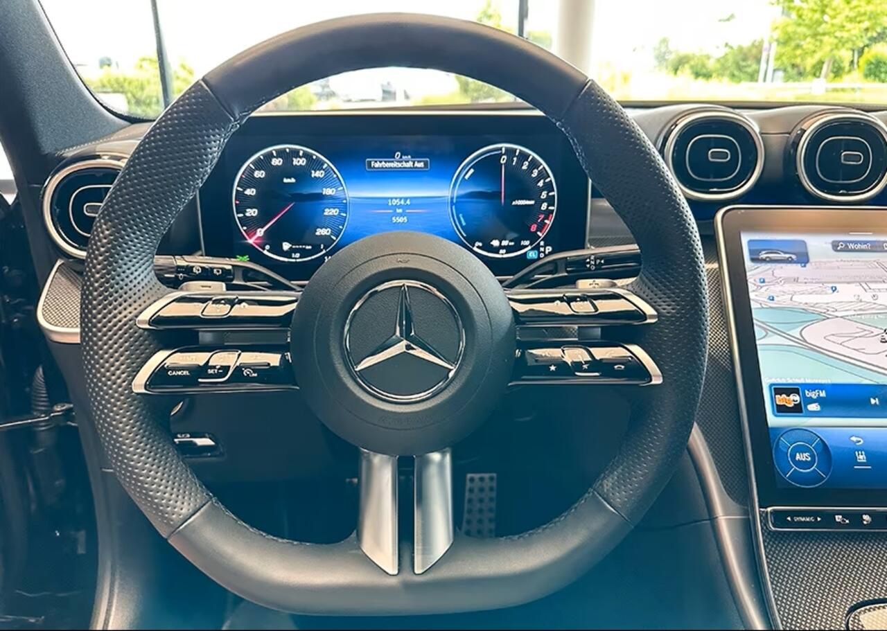 Mercedes-Benz C-KLASSE Estate 300e AMG ** LED, MBUX+, WINTER-, KEYLESS-, MEMORY-, SPIEGEL-PACK ** Slechts 9.878km. - UNFALLFREI ** ** INFORMEER OOK NAAR ONZE AANTREKKELIJKE FINANCIAL-LEASE TARIEVEN **