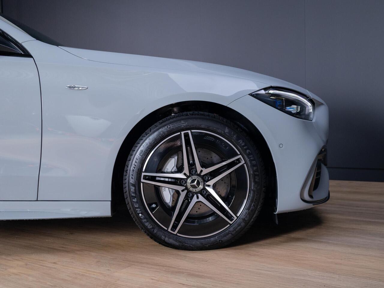 Mercedes-Benz C-KLASSE Limousine 300 e Star Edition AMG Line LIMITED Premium PLUS | Panorama dak | Trekhaak