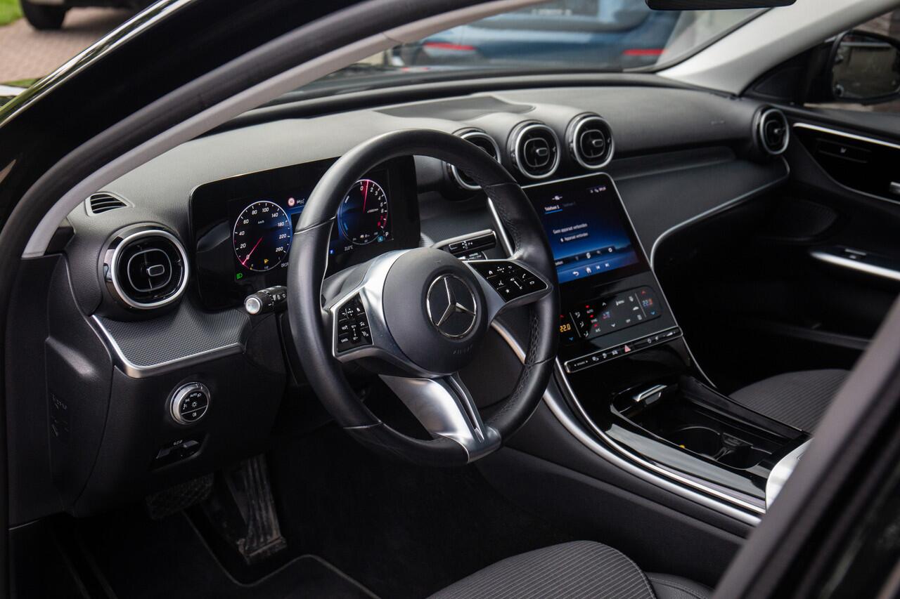 Mercedes-Benz C-KLASSE Estate 300 e Luxury Line , Sfeerverlichting, Trekhaak, Night-pakket