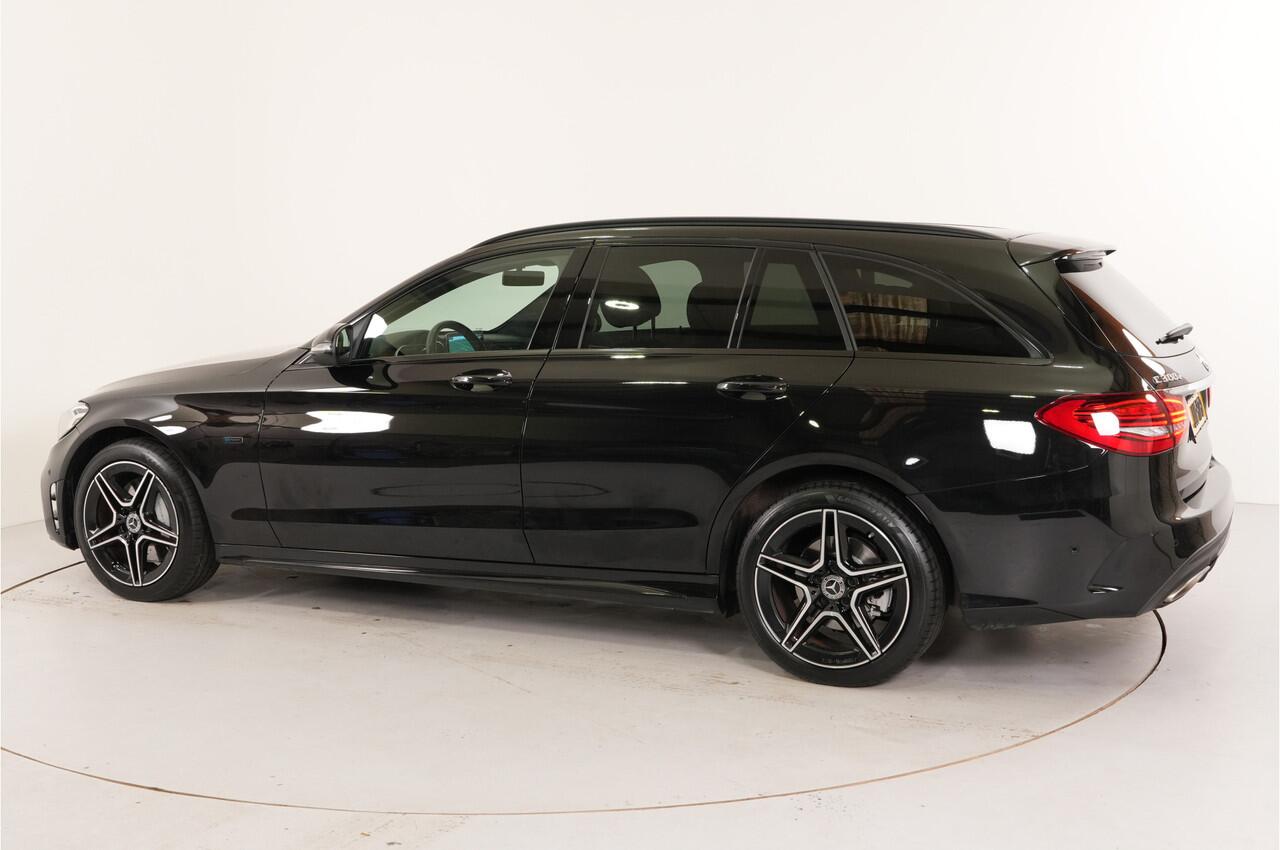 Mercedes-Benz C-KLASSE Estate 300 e AMG Night PHEV 320 pk | Camera | Stl. verw. | Memory | El. achterklep | Inparkeer |