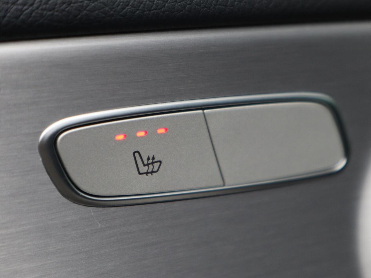 Mercedes-Benz C-KLASSE Coupé C 180