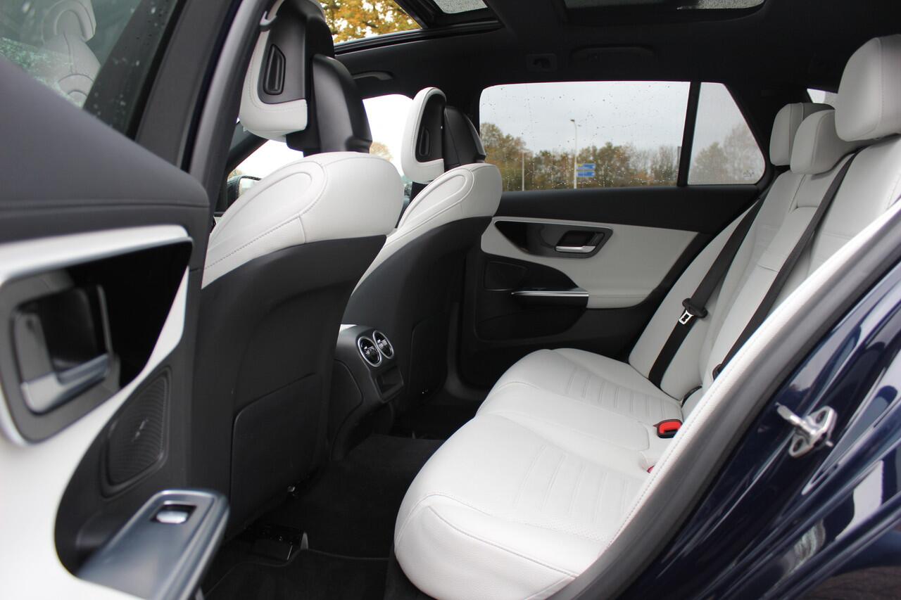 Mercedes-Benz C-KLASSE Estate 300 e AMG Line / Panoramadak / Camera / Ivoor Leder / LED / 18'' / CarPlay / DAB / Stoelverwarming / Cruise Control