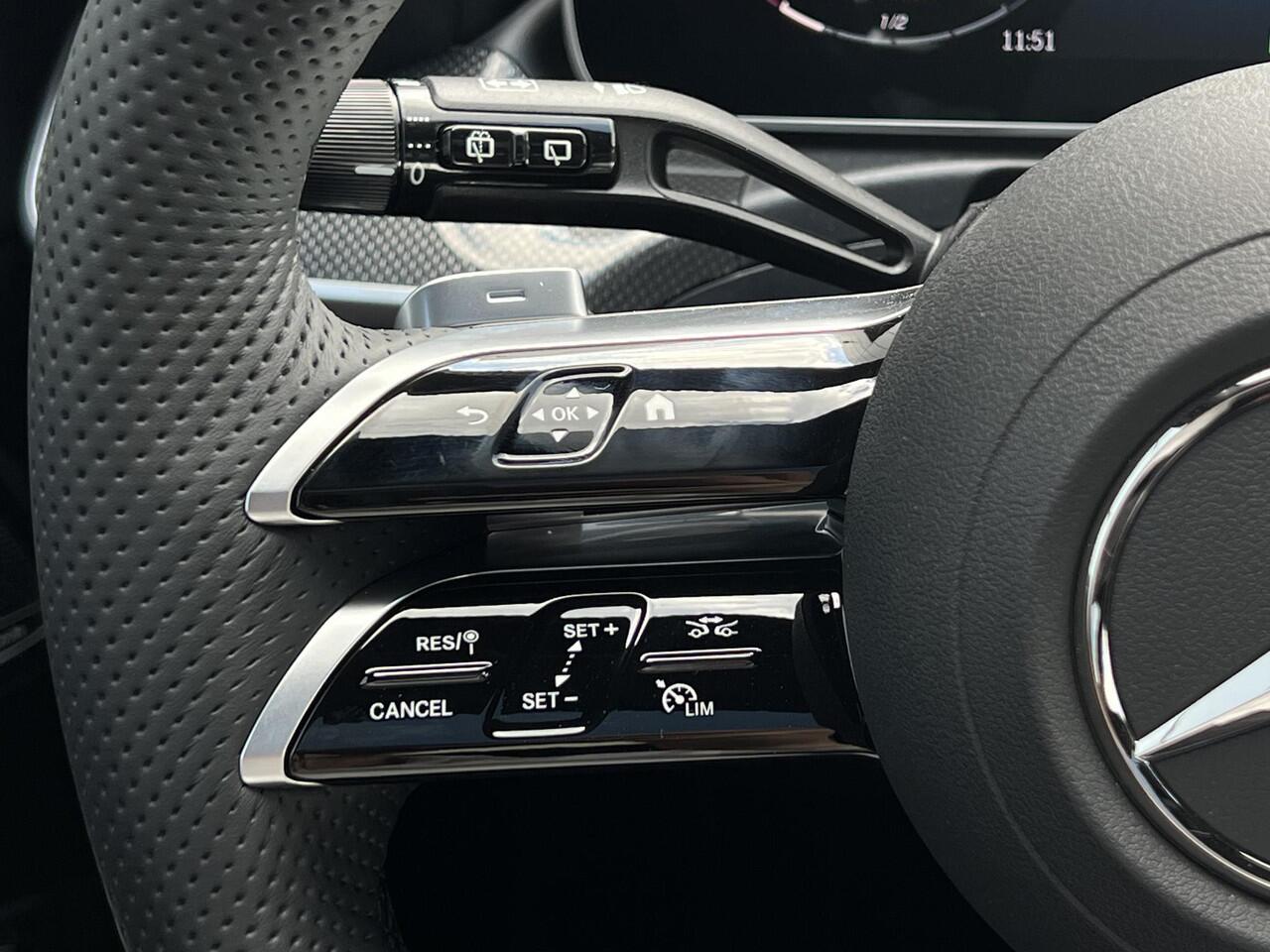 Mercedes-Benz C-KLASSE Estate 300 e Business Solution AMG | Premium Plus | Night Pakket | Panoramadak | Burmester 3D Surround | 360° Camera | Head-up Display | Augmented Reality voor Navigatie | DIGITAL LIGHT | Elektrisch Verstelbare Stoelen + Memory | Sfeerverlichting