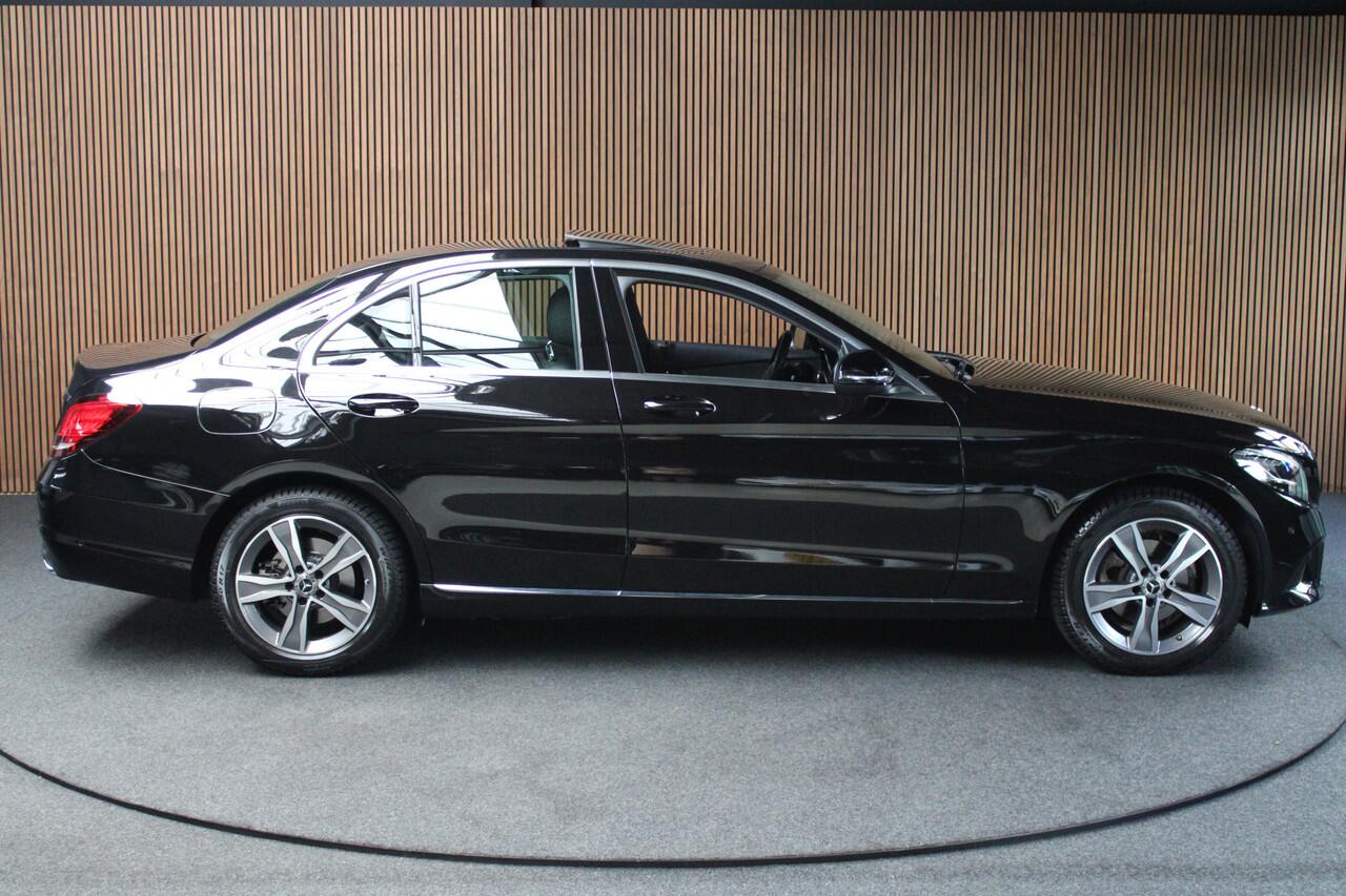 Mercedes-Benz C-KLASSE 180 Navi Leer Camera Schuif-kanteldak PTS LM velgen Climate C. Cruise C.