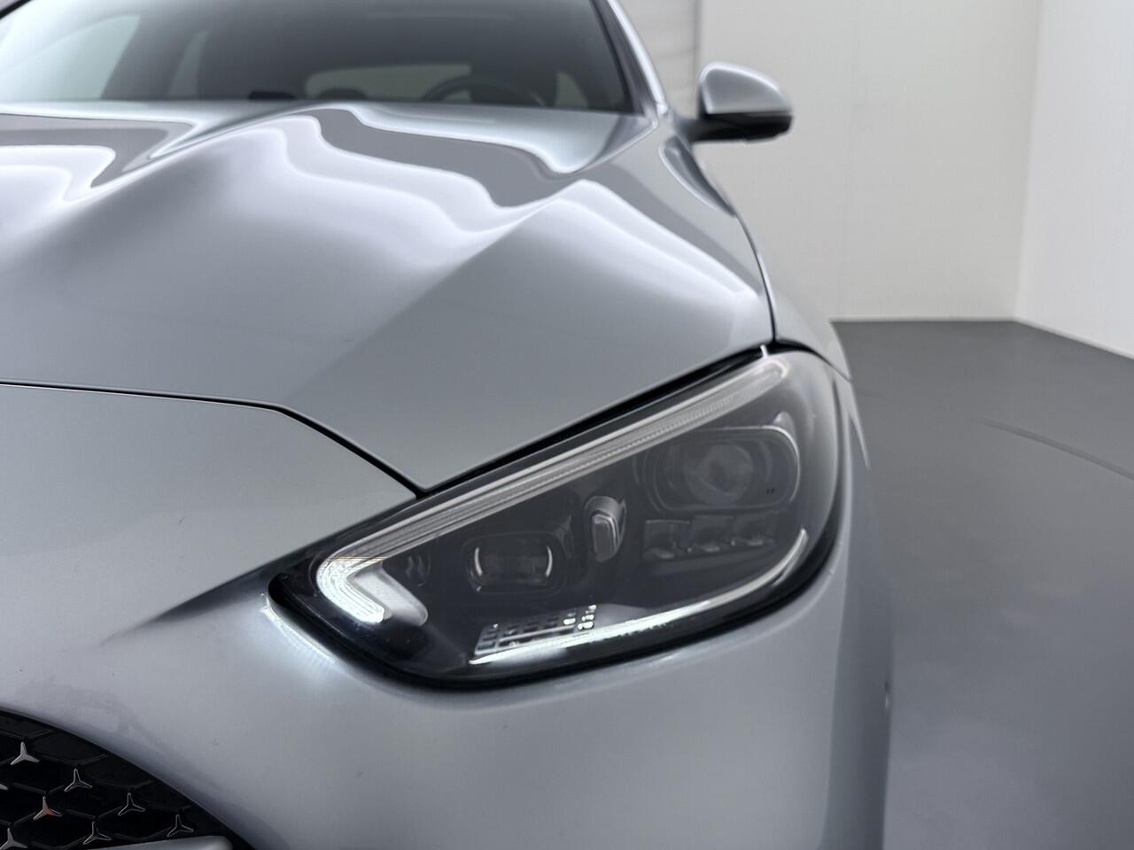 Mercedes-Benz C-KLASSE 180 AMG Line | Pano Memory Keyless Digital 360 Camera