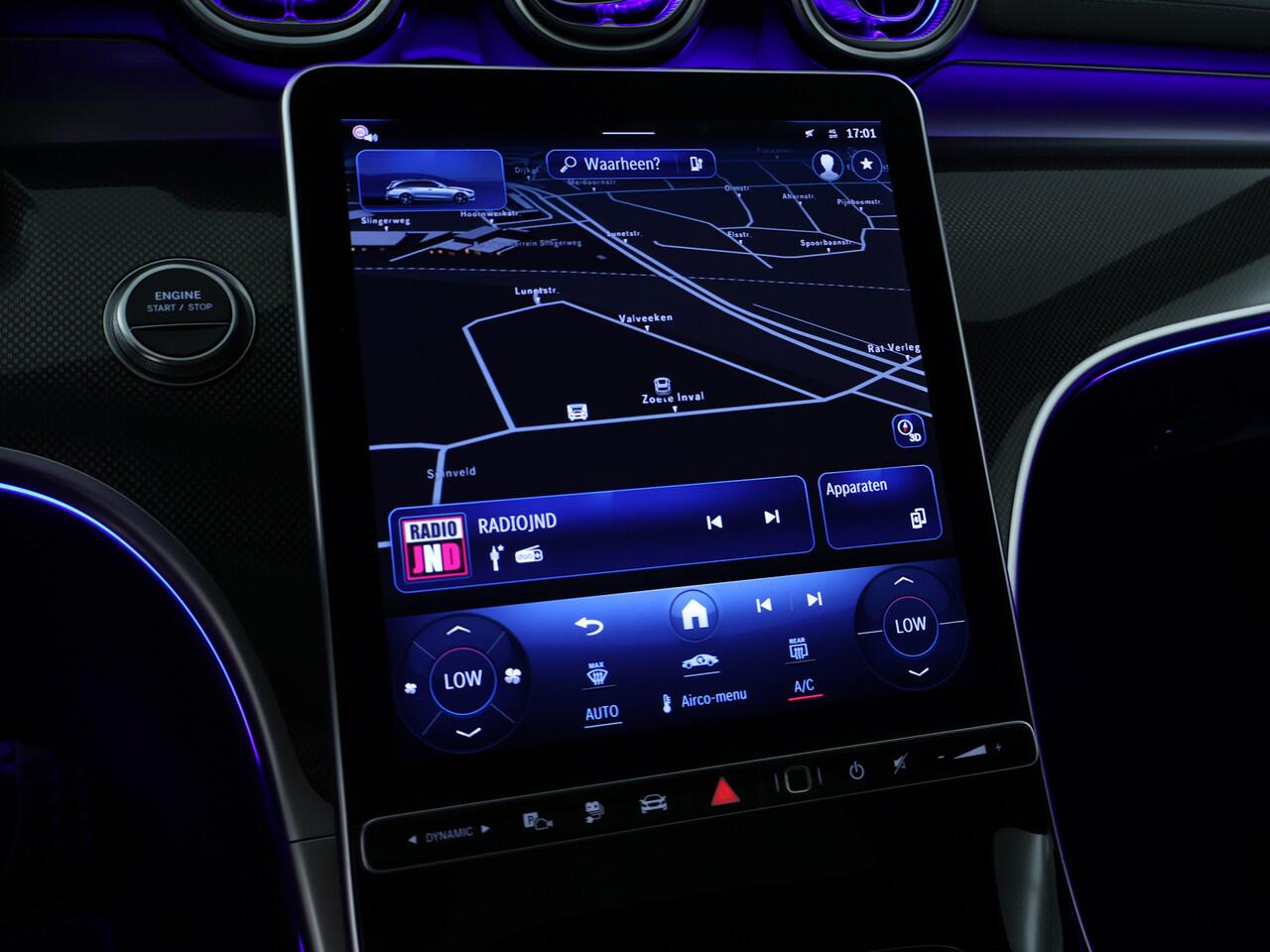 Mercedes-Benz C-KLASSE Estate 300 e AMG Plug-In Hybride | AMG Line | Memorypakket | Night Pakket | Panoramadak | Distronic | Stuur en Stoelverwarming | Inclusief 24 maanden MB Certified garantie voor Europa.