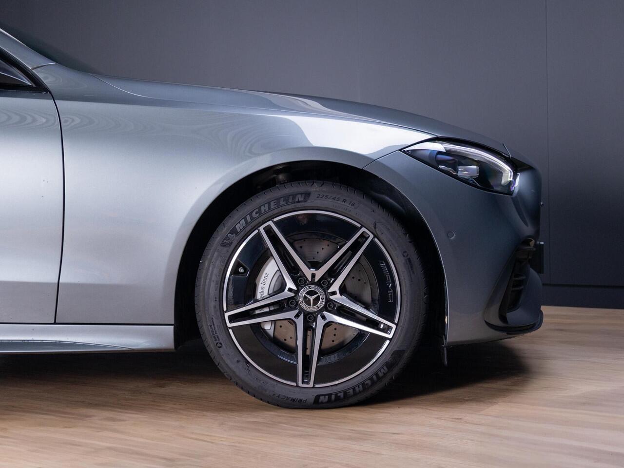 Mercedes-Benz C-KLASSE Limousine 300 e star Edition AMG Line Panorama dak