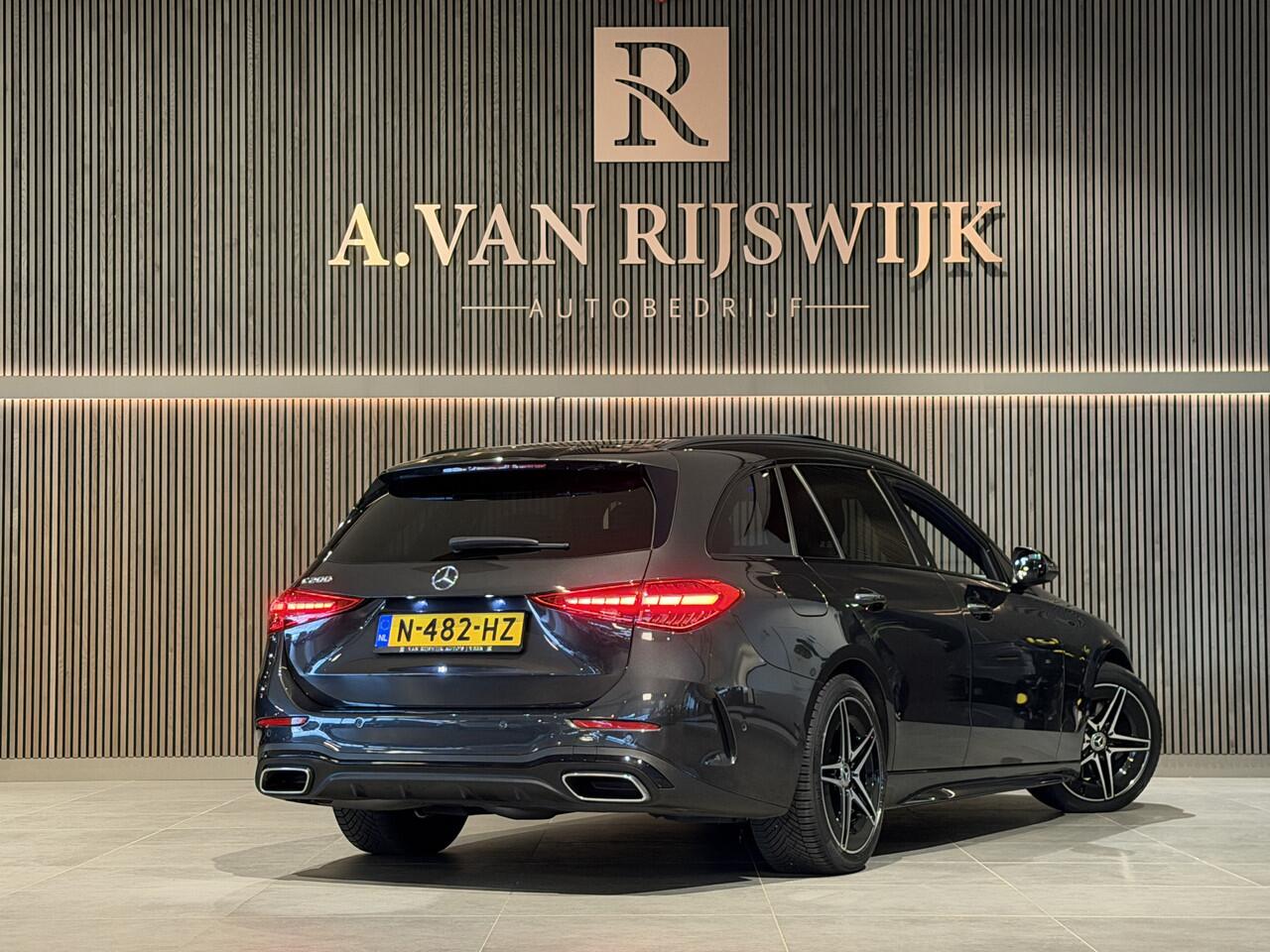 Mercedes-Benz C-KLASSE Estate 200 Launch Edition AMG Line | PANO | CAMERA | KEYLESS | SFEERVERLICHTING | STOELVERW.