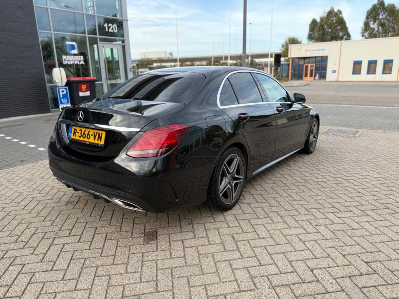 Mercedes-Benz C-KLASSE 180 Premium Pack| Amg-line|Airco|Navi|Pano