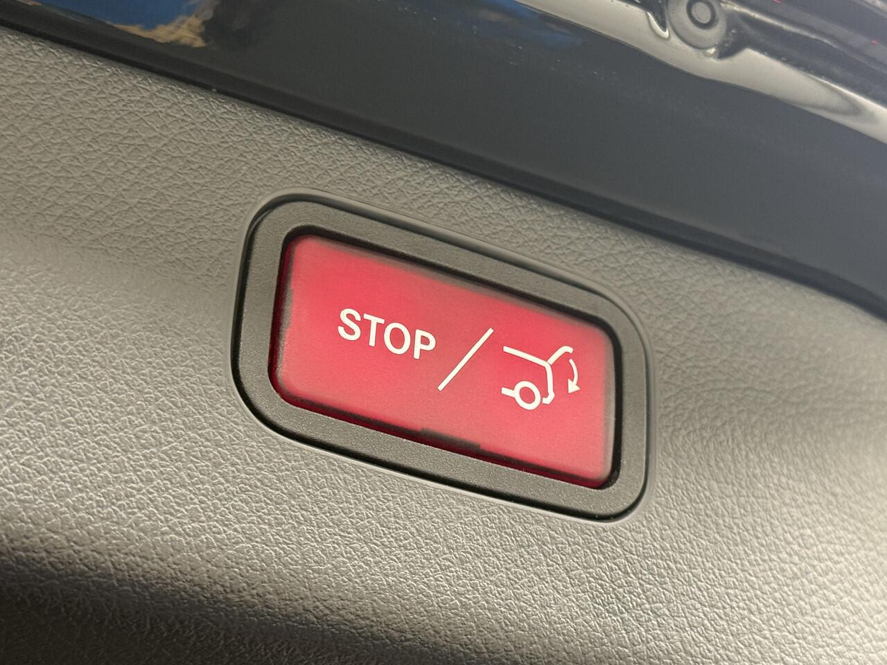 Mercedes-Benz C-KLASSE Estate C 300 e AMG Line | Pano Burmester Trekhaak