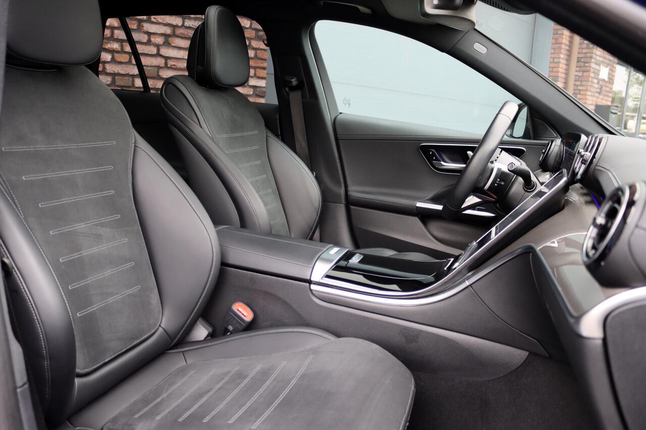 Mercedes-Benz C-KLASSE Estate 300 e AMG Line | Panoramadak | Memory | Distronic | Trekhaak | Night Pakket | Dodehoekassistent | Camera | Sfeerverlichting |