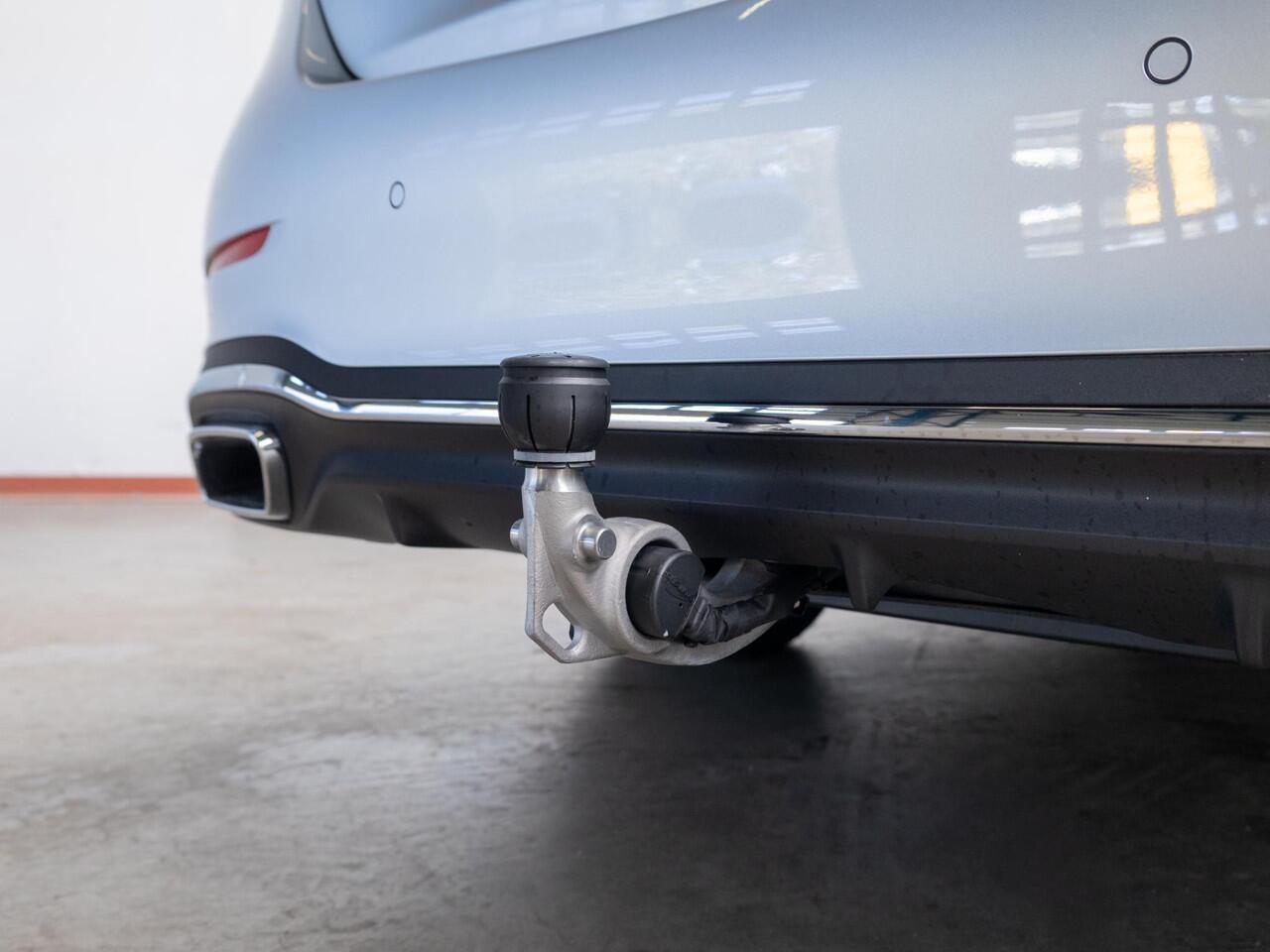 Mercedes-Benz C-KLASSE Limousine 300 e Business Solution AMG Panorama dak