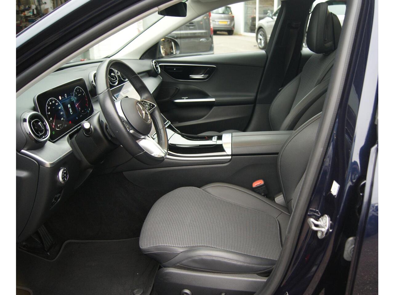 Mercedes-Benz C-KLASSE 200 Luxury Line Automaat,Camera,Clima,Navi,Cruise,Burmester soundsyteem,RIJKLAARPRIJS!!