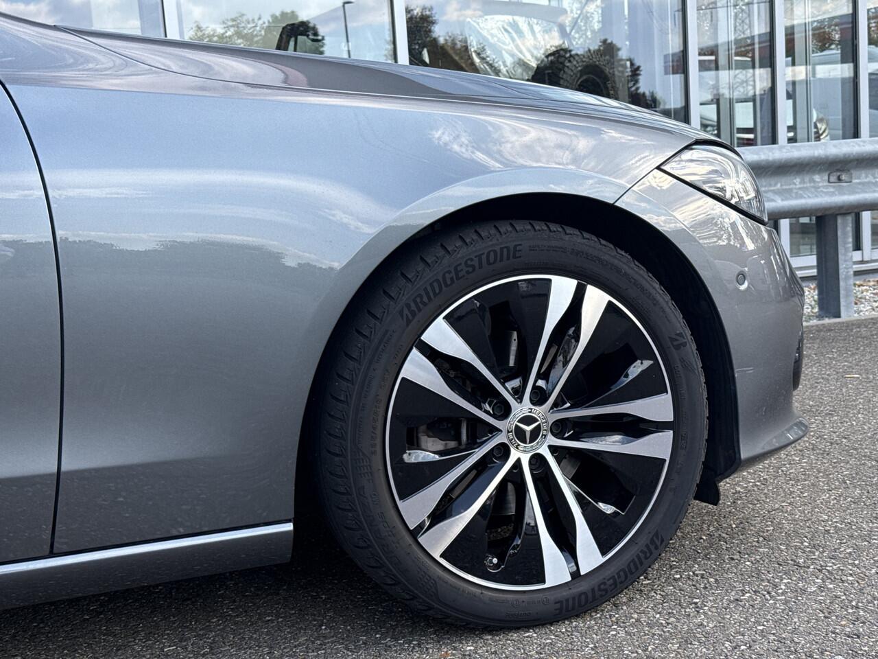 Mercedes-Benz C-KLASSE 180 Luxury Line | Sfeerverl. | Memory seat | Carplay | Dodehoek as.