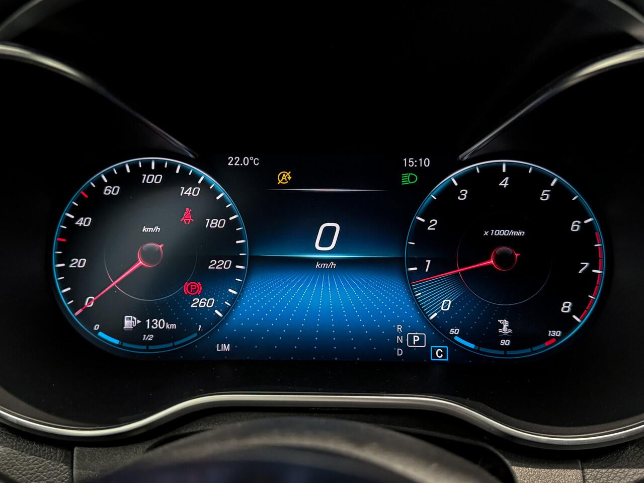 Mercedes-Benz C-KLASSE C180 AMG |Virtual|360camera|NL NAP