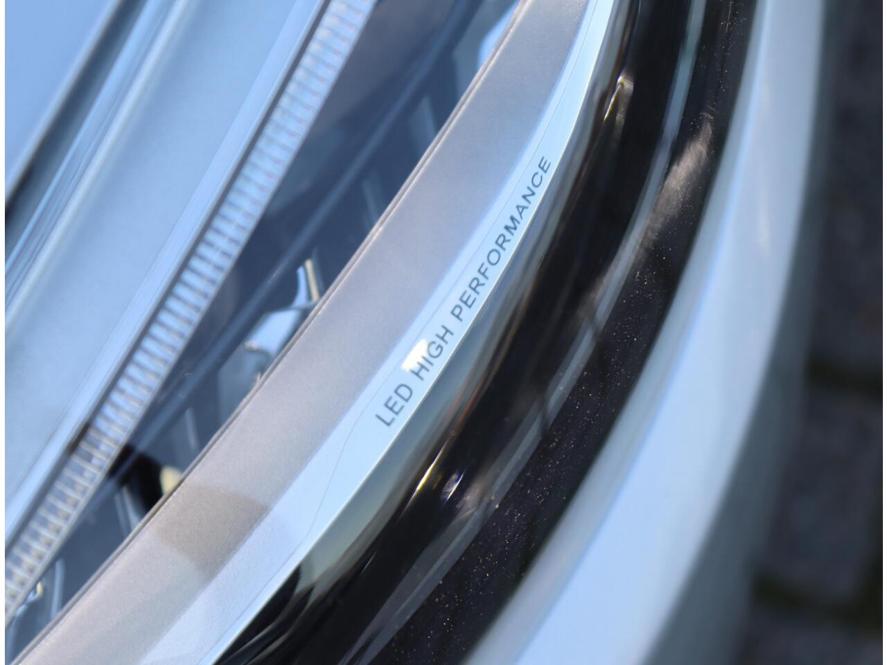 Mercedes-Benz C-KLASSE 180 Avantgarde | Parkeercamera | Navigatie | Org. NL