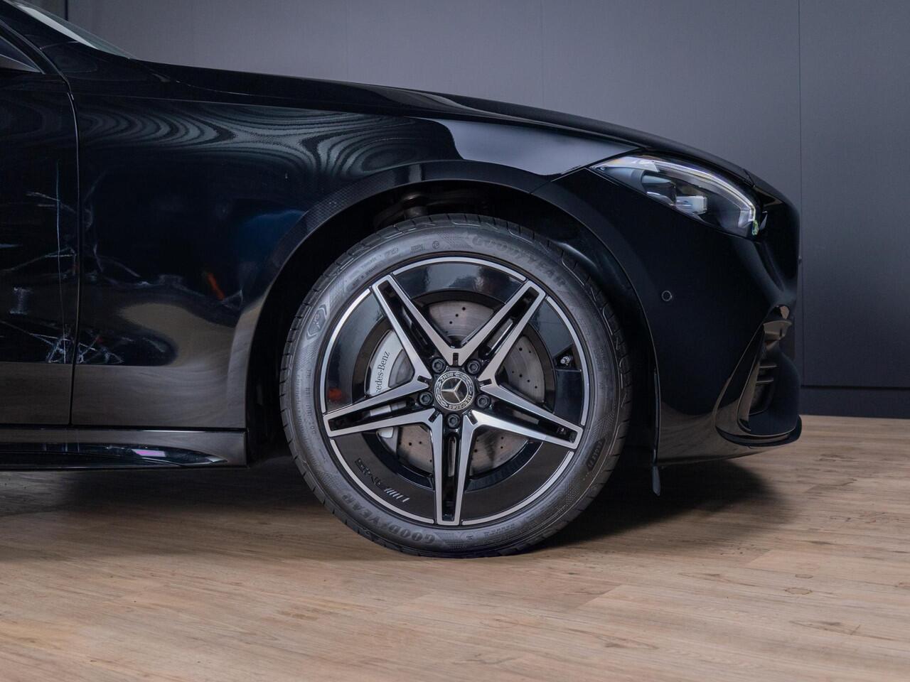 Mercedes-Benz C-KLASSE Estate 300 e AMG Line Panorama dak