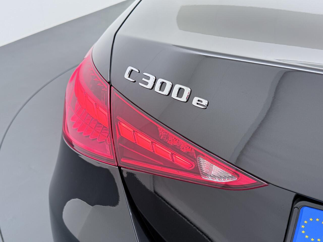 Mercedes-Benz C-KLASSE 300 e Luxury | Camera