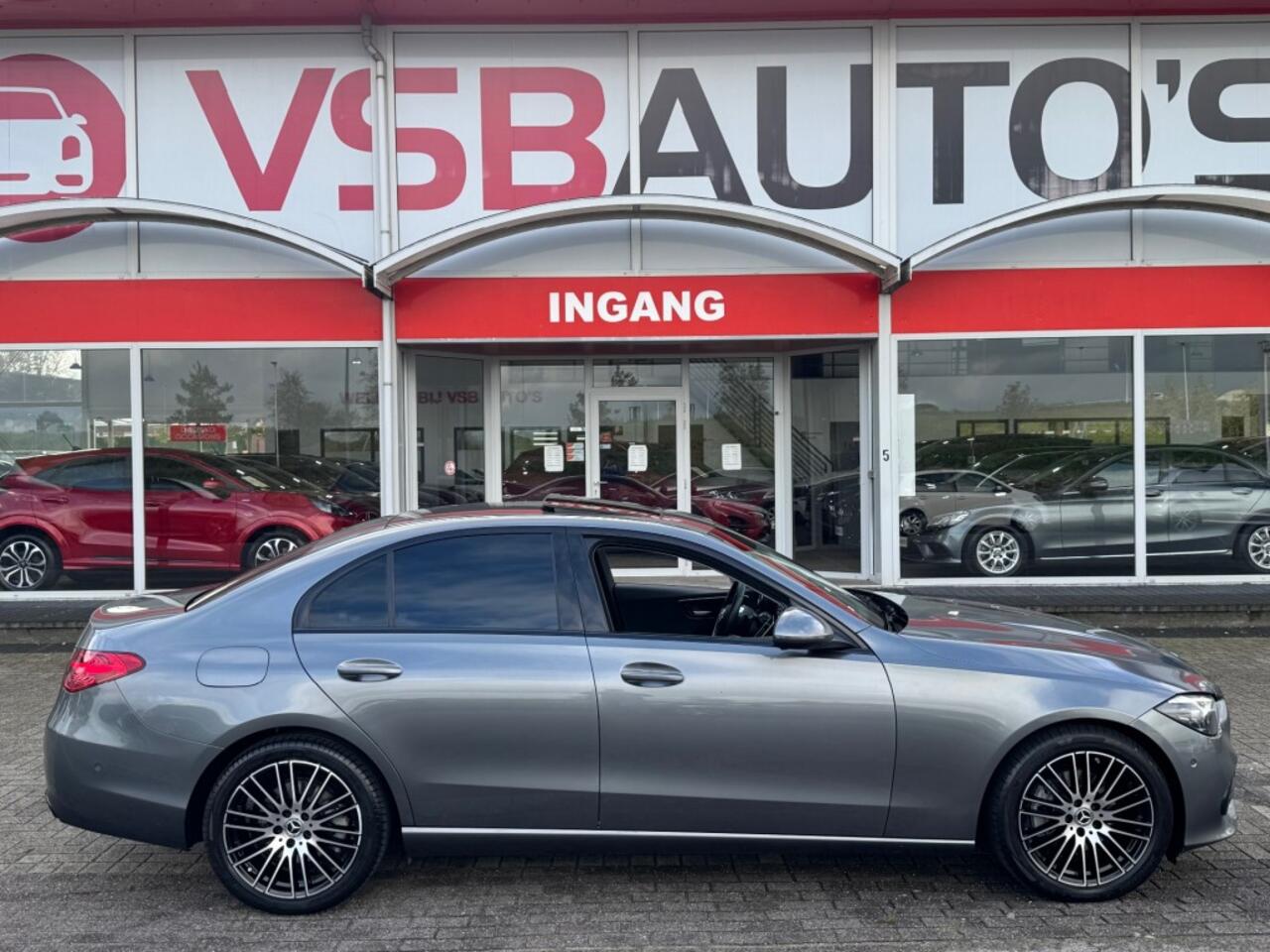 Mercedes-Benz C-KLASSE C 180 HYBRIDE AUT. 190PK SCHUIFDAK NAVI CAMERA CARPLAY SFEERVERLICHTING AIRCO LMV PDC