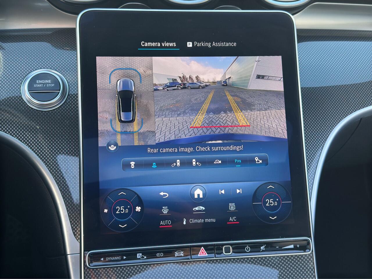 Mercedes-Benz C-KLASSE Estate 300 e AMG | EV 116km | NL dealer onderhouden | Burmester | Ambient | Laser | Keyless | Memory seats