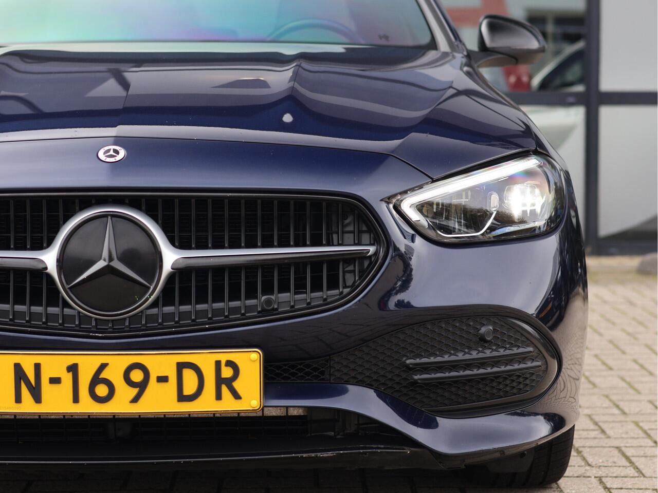 Mercedes-Benz C-KLASSE 200 Luxury Line | Sfeerverlichting | Carplay | Org. NL | Camera |