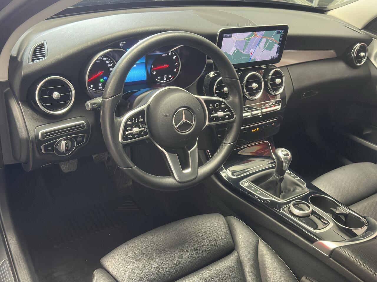 Mercedes-Benz C-KLASSE ESTATE 160 BUSINESS SOLUTION NAVIGATIE CRUISE CONTROL CLIMATE CONTROL BLUETOOTH TELEFOON MEDIA VOORBEREIDING ACHTERUITRIJCAMERA UITKLAPBARE TREKHAAK ZEER MOOI !! 3010