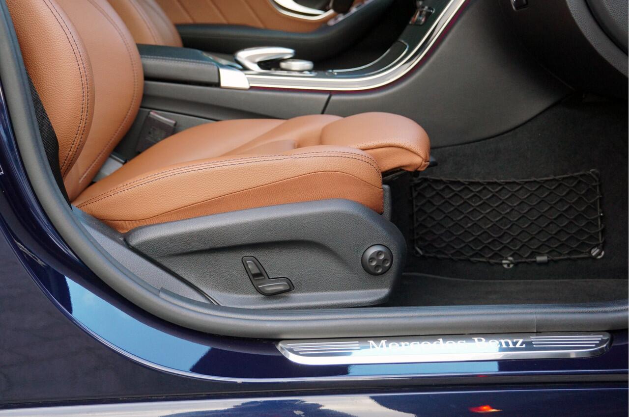Mercedes-Benz C-KLASSE C 180 AMG line | Sound Multibeam Panoramadak Bruin leder Artico