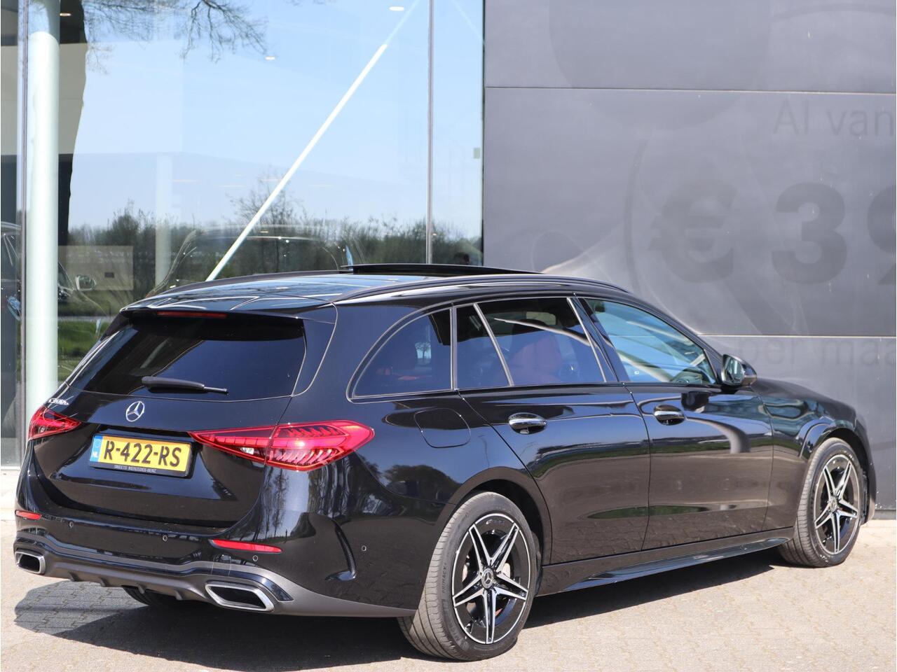 Mercedes-Benz C-KLASSE Estate 300 e AMG Line | Memory Seats | Trekhaak | Panoramadak | Dodehoekassistent | HUD | 360 camera | Keyless Entry | LED | Automaat