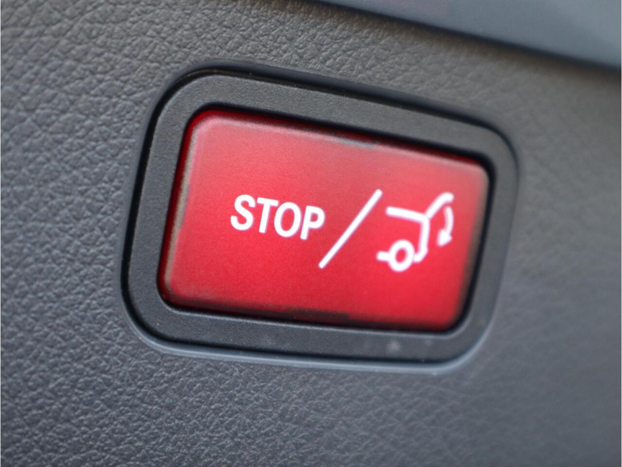 Mercedes-Benz C-KLASSE Estate 300 e Star Edition AMG Line