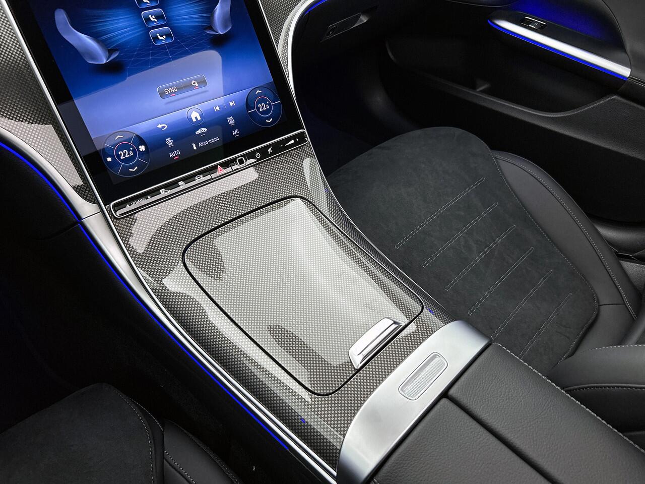 Mercedes-Benz C-KLASSE 300 e Business Solution AMG | Nightpakket | Trekhaak | Antidiefstalpakket GUARD 360° Plus | 360°-camera | Memorypakket | 19 inch AMG velgen | Panoramaschuifdak |