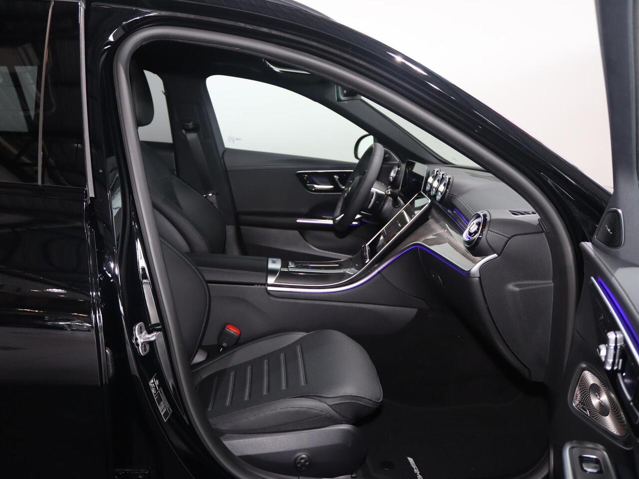 Mercedes-Benz C-KLASSE Estate 300e Business Solution AMG | Panoramaschuifdak | Night | 19inch | Rij-assistentie Plus | Burmester