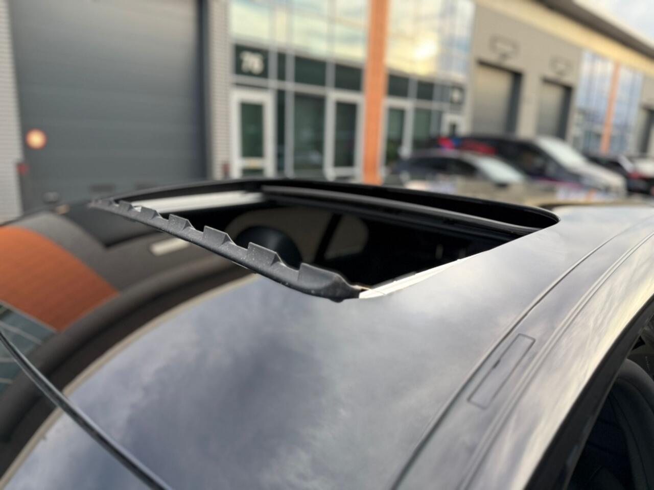 Mercedes-Benz C-KLASSE 180 Premium Pack| Amg-line|Airco|Navi|Pano