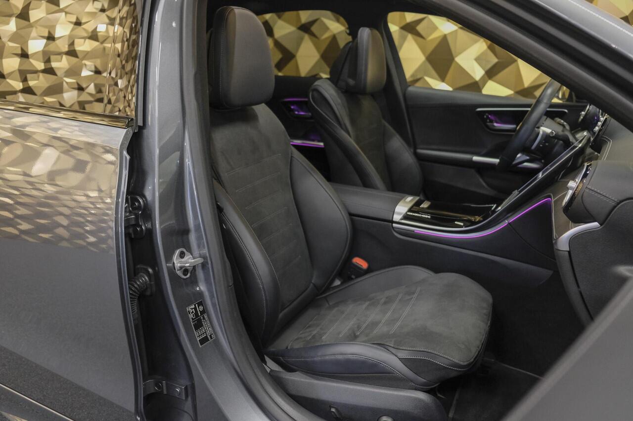 Mercedes-Benz C-KLASSE C300 AMG 258pk Panoramadak Burmester 3d Digital light Distronic+ Stuurassistent 360 camera 19" LMV