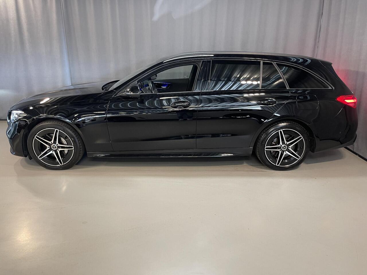 Mercedes-Benz C-KLASSE Estate 300 e AMG Line 18"/Trekhaak/Adaptieve cruise/LED/Stoelverwarming/Camera/Elektrische klep/Dodehoek/Sfeerverlichting