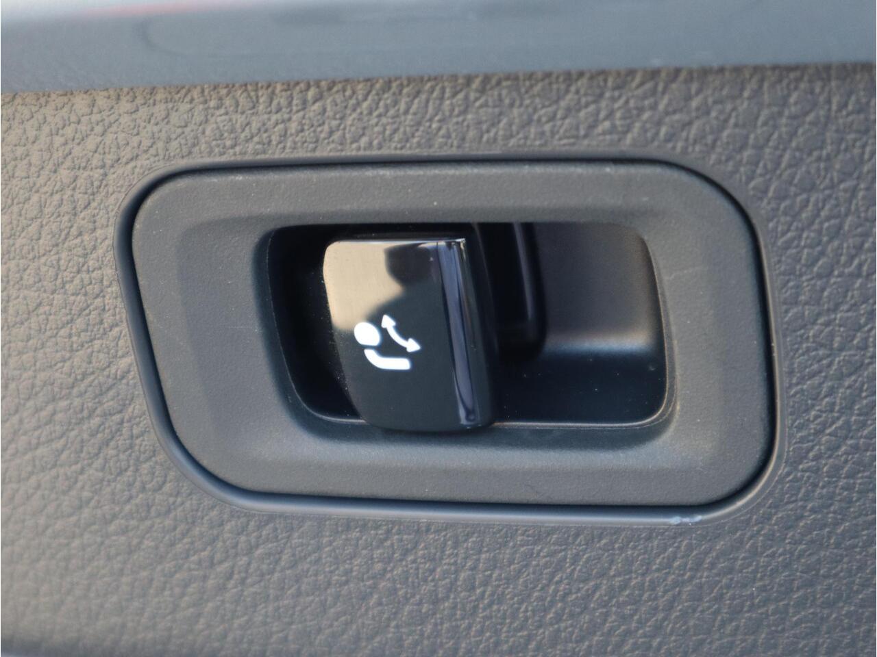 Mercedes-Benz C-KLASSE Estate 300 e Star Edition AMG Line