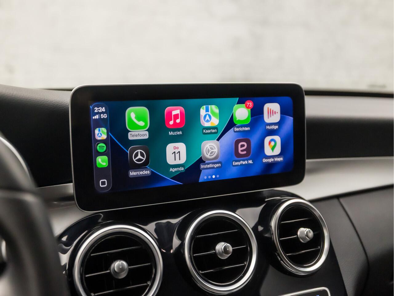 Mercedes-Benz C-KLASSE Estate 300e PHEV AMG Sport 320Pk Automaat (APPLE CARPLAY, GROOT NAVI, CAMERA, ELEK SPORTSTOELEN, ADAPTIVE CRUISE, STOELVERWARMING, GETINT GLAS, TREKHAAK, NIEUWSTAAT)