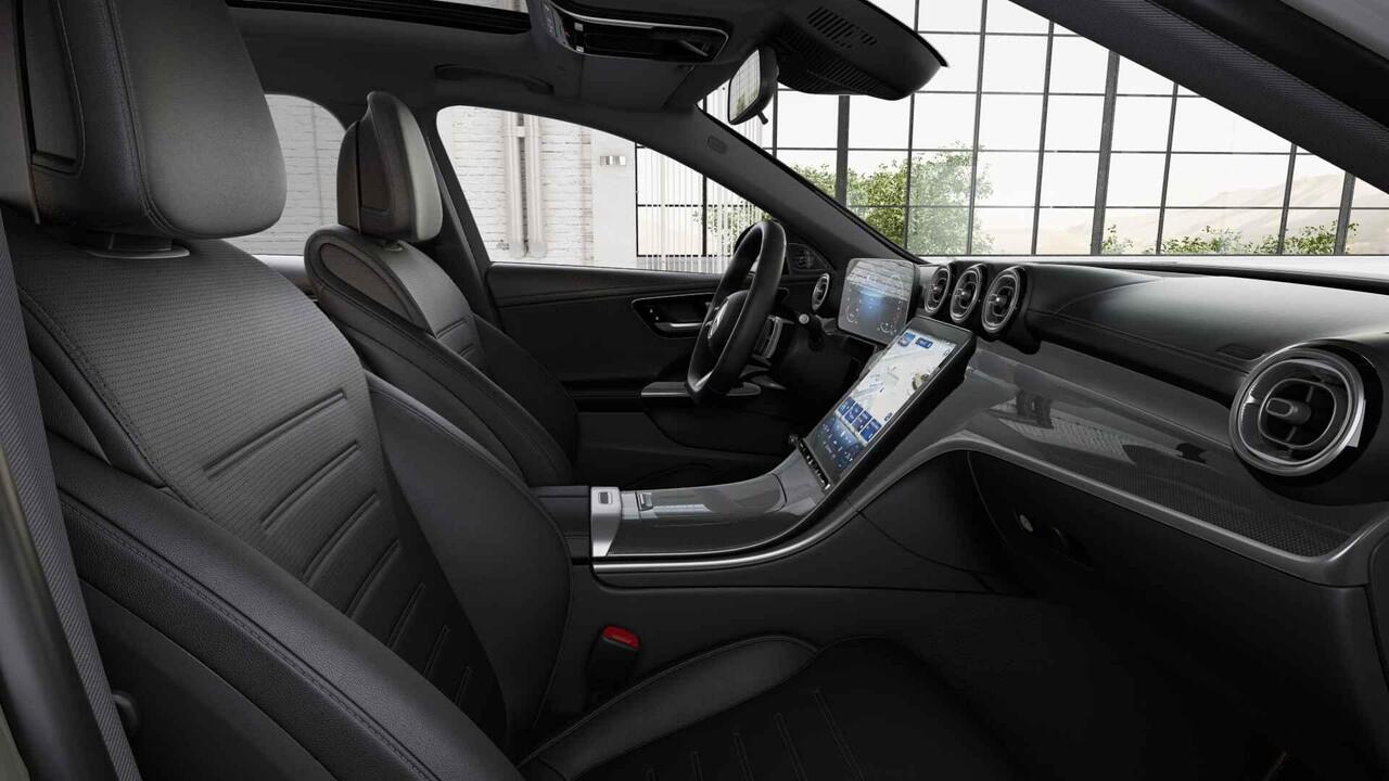 Mercedes-Benz C-KLASSE Estate 300e Business Solution AMG | Panoramaschuifdak | Burmester | Rijassistentiepakket | DIGITAL LIGHT | Trekhaak |