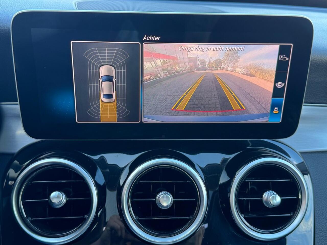 Mercedes-Benz C-KLASSE C 180 CGI AUT. 155PK HALF-LEER NAVI CAMERA SCHUIFDAK AIRCO LMV PDC